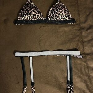 Victoria's Secret Black and Brown Bra Intimates